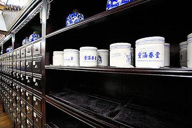 《白日梦魇：沙堡1994》8月30日发售 登陆全平台